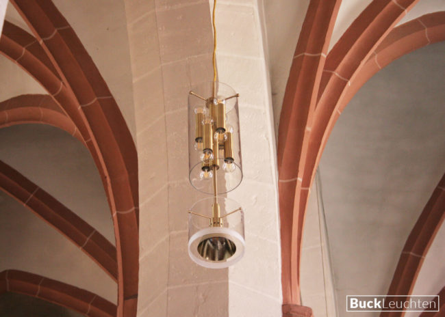 12450HR-LED -D50 cm H ca. 90 cm12 x LED je 7 W 806 Lumen 1 x breitstrahlenderReflektor LED 15 W1520 Lumen mundgeblasene Kristallglaszyl gesamte Lichtleistung der Leuchte ca. 12000