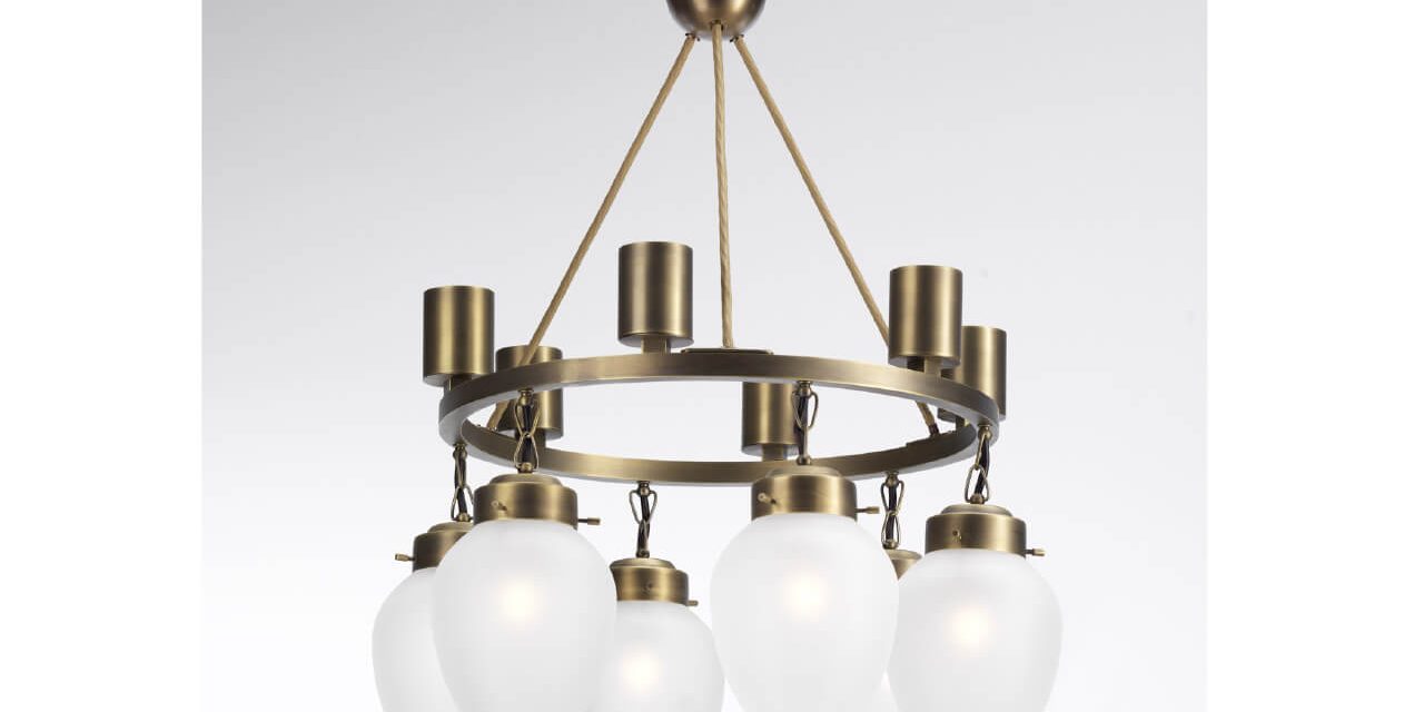 1202-12-_ringleuchter_historisierend_mundgeblasene_formglaser_komplett_aus_messing_gefertigt_bruniert_6_x_e27_led+_6_x_led_strahler_nach_oben_d_ca._60_cmr