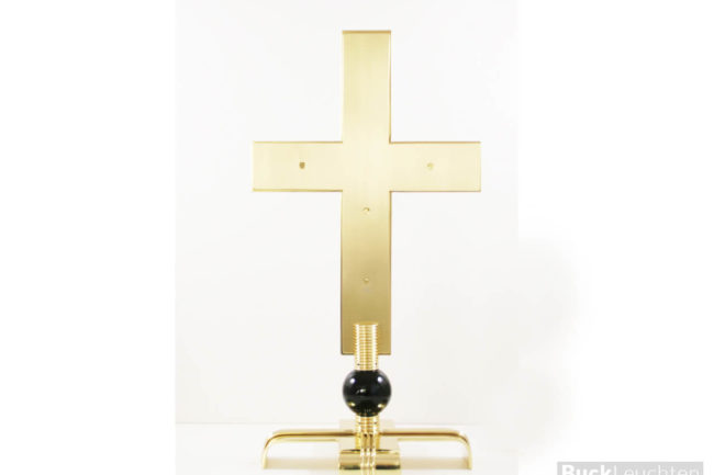4_____teltow_tabernakelkreuz-_ruckseite_h_ca._62cm,_b_ca_32_cm_messing_poliert_gefasste_dunkelblaue_steine_speziell_angefms-matt_einzelanfertigung_nach_diebstahl