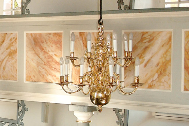 9_12_12_-flamischer_barockleuchter_12_arme_in_2_kranzen__d_=_ca._78_cm_h_=_ca._54_cm._messingguss_hochglanz_poliert