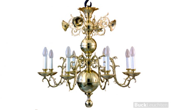 9_61_08_-berliner_leuchter_historismus__d_ca.77_cm_h_ca._74_cm__8_x_e14_arme_wie_bei_den_vorbildern_messingguss_mittelsaule_messing_gedruckt_hochglanz_poliert