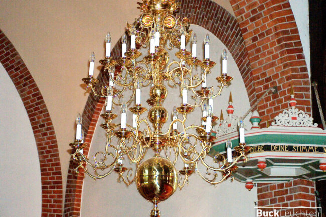 9_62_32_berliner_leuchter_historismus_d_ca._115cm_h_ca._155cm_20_x_e14__arme_wie_bei_den_vorbildern_messingguss_mittelsaule_messing_gedruckt